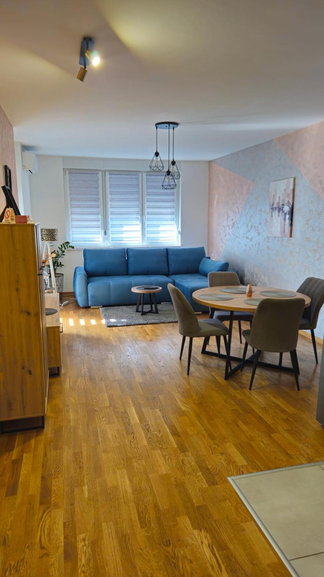 Apartment Ela Subotica Extérieur photo
